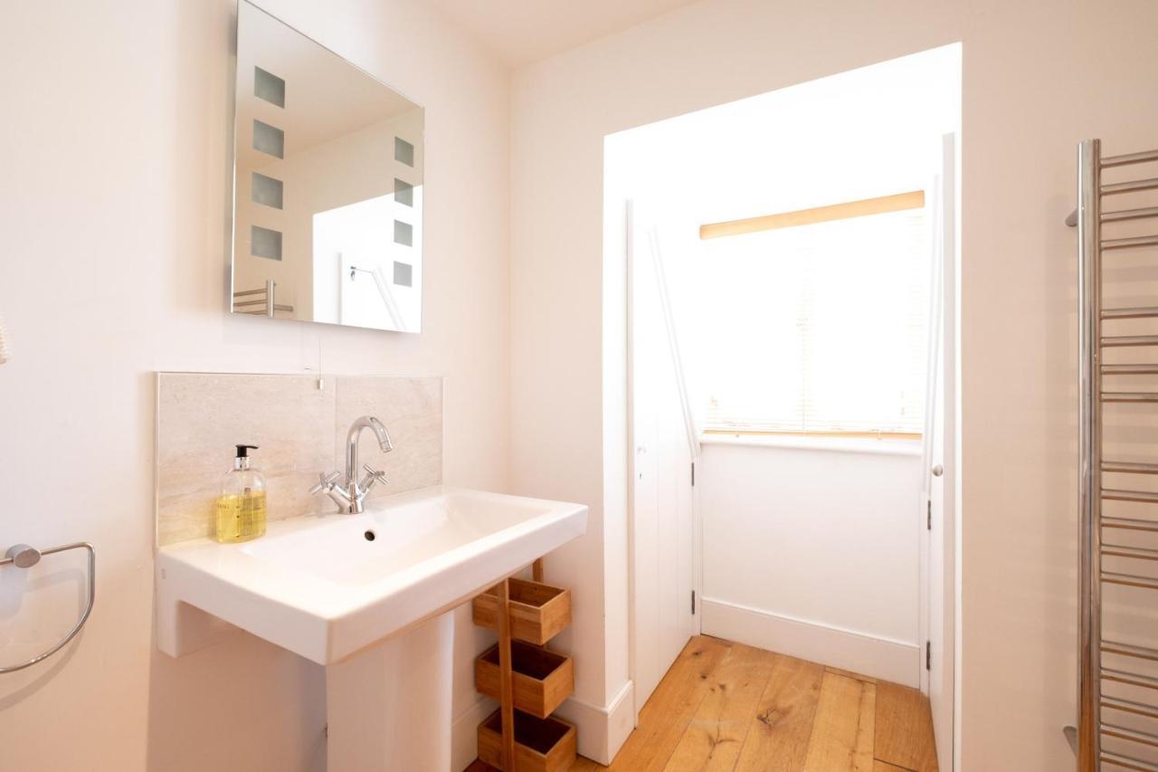 Mansard House Villa Алдебург Екстериор снимка